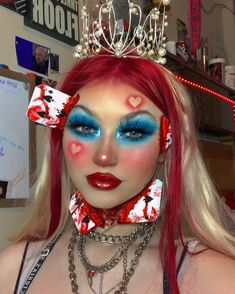 Hearts Makeup Look, Queen Of Hearts Halloween Costume, Hearts Makeup, Alice In Wonderland Makeup, Queen Of Hearts Halloween, Queen Of Hearts Makeup, Wonderland Makeup, Quinceanera Makeup