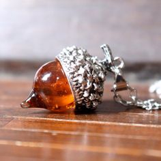 Glass tip acorn pendent on an 18 inch long Antique Silver Chain (Nickel Free, Lead Free, Alloy Metal).(One acorn only) Victorian Acorn Necklace, Acorns Necklace, Acorn Necklace, Pendent Necklace, Kansas City, Kansas, Antique Silver, Charm Necklace, Silver Chain