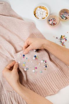 Sweater Diy, Pearl Sweater, Oh Joy, Diy Sweater, Embellished Sweaters, Beaded Sweater, Pola Sulam, Crafts Workshop, Embroidery On Clothes