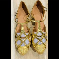 Size 9 New In Original Packaging 100% Handmade Suede Lining Gold Open Toe Summer Dance Shoes, Gold Open Toe Dance Shoes For Summer, Gold High Heel Dance Shoes For Summer, Gold Dance Shoes For Summer Evenings, Closed Toe Block Heels, Rose Gold Heels, Clear Block Heels, Denim Heels, Jessica Simpson Heels