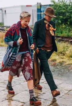 Stylish Couples, Masculine Style, Older Women Fashion, Stylish Couple, Fashion Couple