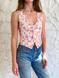 The Vest - Floral Toile – SCOUT GOODS Vest Top Outfits, Womens Lounge Set, English Wallpaper, Twenties Style, Floral Vest, Floral Toile, Floral Vests, Vest Outfits, Vest Top