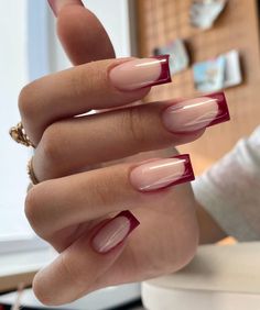 Simple Nails Design Fall, Nails French With Color, Christmas Coloured Nails, Lola Luftnagle Outfits, Opposite French Tip Nails, Nail 2025 Trends, Basic Elegant Nails, Winter 24 Nails, Trendy Coffin Acrylic Nails