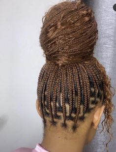 Normal Knotless Braids, Bun Knotless Braids, Styling Braids, Knotless Braids Hairstyles, Micro Braids Hairstyles, Knotless Braid, Cornrows Natural Hair, Braided Hairstyles For Black Women Cornrows, Top Bun