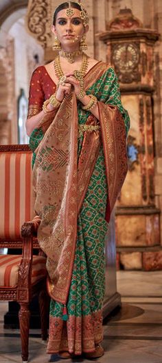 Green color Saree in Banarasi Silk fabric with Printed, Stone, Weaving work Pure Georgette Sarees, Banarasi Silk Saree, Ghagra Choli, Half Sleeve Blouse, Green Saree, Art Silk Sarees, Wear Green, Traditional Sarees, Banarasi Sarees