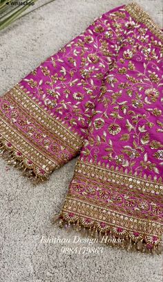 Simple Cutwork Maggam Work Blouses, Ghagra Design, Exclusive Blouse Designs, Aari Blouses, Maggam Blouse, Bridal Blouses, Latest Bridal Blouse Designs, Cutwork Blouse, Maggam Work Designs