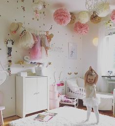 Credit: @ania_sofia Swan Decoration, Toddler Bedroom Decor, Themed Kids Room, Toddler Bedroom Girl, Baby Inspiration