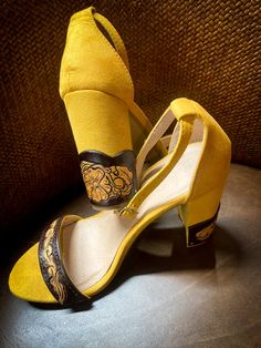 TOOLED LEATHER STRAP & BLOCK HEEL SHOE Block Heel Shoes, Tooled Leather, In The Studio, Leather Tooling, Leather Working, Mustard Yellow, The Studio, Block Heels, Ankle Strap