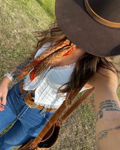 Women’s Outfits With Cowgirl Boots, Vintage Cowgirl Aesthetic Outfits, Denim On Denim Cowgirl Outfit, Hippie Cowgirl Aesthetic, Scarf Country Outfit, Autumn Cowgirl, Country Style Clothes, Hippie Western Outfits