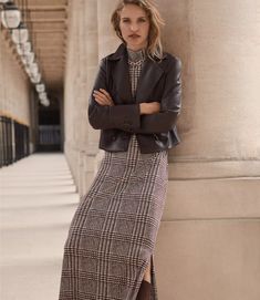 Houndstooth Mock Neck Midi Dress Mock Neck Midi Dress, Petite Jacket, Grey Outfit, Petite Pants, Work Looks, Dress With Cardigan, Petite Dresses, Grey Fashion, Winter Style