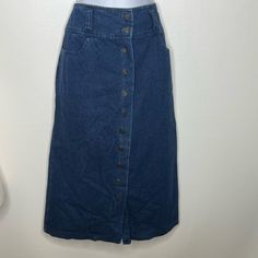 Beautiful Deadstock Skirt Free From Any Defects Vintage Size 16 Waist Laying Flat 15” Length 28” High-rise Blue Skirt With Snap Buttons, High Rise Blue Skirt With Button Closure, High Rise Blue Skirt With Snap Buttons, Classic High Waist Blue Denim Skirt, Spring Dark Wash Skirt With Snap Buttons, Fitted Dark Wash Skirt With Snap Buttons, Classic Blue Denim Skirt For Summer, Classic Blue Denim Summer Skirt, Vintage Blue Denim Skirt With Button Closure