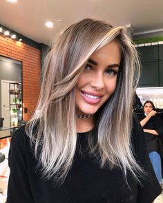 Rambut Brunette, Ombre Hair Blonde, Blonde Hair Looks, Brown Blonde Hair, Hair Color And Cut, Hair Color Balayage, Hair Inspiration Color, Blonde Ombre, Great Hair