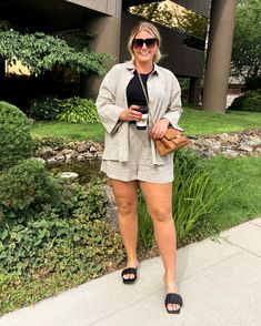 Cute Hot Weather Outfits Plus Size, Spring Summer Plus Size Fashion, Plus Size Athletic Outfits Summer, Sunglasses For Plus Size Women, Comfortable Summer Outfits Plus Size, Spring Beach Outfits Plus Size, Chic Summer Outfits Plus Size, Summer Outfits Large Size, Size 16 Fashion For Women Summer