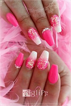 Pretty Ombre Nails Acrylic, Pink Glitter Summer Nails, Pink Acrylic Nails Designs Glitter, Bright Glitter Nails Summer, Pink Barbie Inspired Nails, Bright Pink Nail Art, Bright Summer Acrylic Nails Glitter, Bright Acrylic Nails Designs