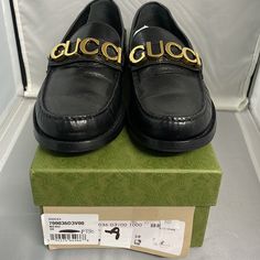 Pre Loved Gucci Loafer / Slipon Mismatch Size R Shoe Is 39 And Left Shoe Is 38 (Very Minor Diffrence) Color: Black With Gold Gucci Style: 7000036dv00 Size: R:39 And L 38 Moccasin Leather L.S Condition: 9/10 Retail:$980 Show Sign Of Wear On Sole Otherwise Excellent Condition On Top And Brushed Gold Gucci Buckled In Top Shape. 100% Authentic So Buy With Confidence. Comes From Pet/Smoke Free Environment. Thank You For Sharing And Your Visit. Gucci Designer Flat Heel Loafers, Gucci Designer Slip-on Loafers, Designer Slip-on Loafers, Luxury Black Gucci Loafers, Gucci Style, Gucci Fashion, Gucci Black, Gucci Shoes, Moccasins