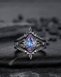 Dark Wedding Rings, Pretty Engagement Rings, Alexandrite Engagement Ring, Promise Ring Gift, Magical Jewelry, Dream Engagement Rings, Gothic Punk, Fancy Jewelry