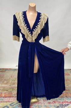 1930s Vintage Henri Bendel Cobalt Blue Silk Velvet Lace Trim Dressing Gown Robe | eBay 1930s Dressing Gown, Edwardian Dressing Gown, Victorian Loungewear, Vintage Dressing Gown, 1920s Dresses, 1912 Dress, Feather Outfit, 1930 Dress, 1930s Gown