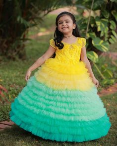 Couture Design Long Frock Models For Kids, Party Wear Kids Frock, Crochet Patterns For Baby Girl, Long Frock Models, Gown Patterns, Crochet Patterns For Baby, Net Gown, Layered Gown