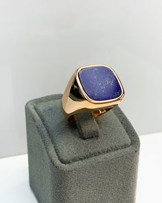 Lapis Lazuli Men Ring, Pinky Signet Blue Ring, Square Shape, Genuine Gemstone, Stylish Gold Silver Ring, Handmade Jewelry, Best Gift for Him ◎ Details ◎ ○ Material 14K Solid Gold or 925 Sterling Silver Weight of Ring : approx 18.00 gr Height of Ring : approx 5.30 mm ○ Upgrade to Solid 18K Gold, please click the link below: https://www.etsy.com/listing/962826004 ○ Gemstone Natural Lapis Lazuli Gemstone approx. 15 mm x 15 mm 4.50 ct Made to Order HANDMADE ITEM ○ For Men Collection : https://etsy.m 14k Gold Jewelry With Large Stone Ring, Timeless Blue Signet Ring With Polished Finish, Timeless Jewelry Ring With Large Stone, Timeless Jewelry With Large Stone, Timeless Large Stone Ring Jewelry, Classic Blue Opal Ring As A Gift, Classic Blue Opal Ring For Gift, Classic Blue Opal Ring As Gift, Classic Blue Opal Ring Gift