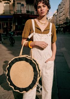 Dungarees suit Embroidered white/cream Adjustable straps with tie Wide leg 3 button front opening Patch pockets in front Lined Sezane Lookbook, Sezane Style, Winter Shopping, Rose Beige, Summer Work Outfits, Rose Pastel, Look After Yourself, Spring Looks, Recycled Packaging