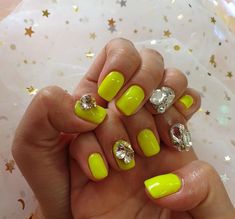 Nails Crystals, Asian Nail Art, Glitter Toe Nails, Short Natural Nails, Nails Business, Disco Nails, Asian Nails, Diva Nails, Nail Jewels