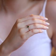 Natural Emerald Rings, Evil Eye Necklace Gold, Green Emerald Ring, Purple Amethyst Ring, Gold Signet Ring, Emerald Color, Gold Engraving, May Birthstone, Cute Couples Kissing