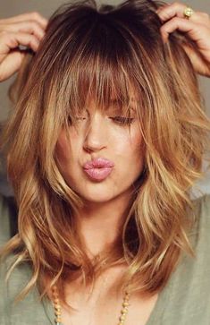 Home Haircut, Haircut 2020, Medium Shaggy Hairstyles, Shaggy Hairstyles, Medium Shag, Modern Shag Haircut, Medium Shag Haircuts, Shaggy Hair, Shaggy Haircuts