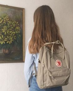 Fjallraven Kanken Beige, Kanken Backpack Aesthetic School, Uni Backpack Aesthetic, Fjallraven Kanken Aesthetic, Uni Backpack, Uni Bag, Backpack Fjallraven