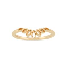 a gold ring with three leaves on it