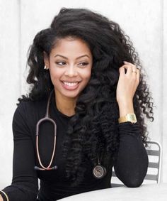 Natural Hairstyles For Vacation, Blowout Hair Long, Big Natural Hair, Cabello Afro Natural, Big Curly Hair, Braid Out, Long Natural Hair, Beautiful Natural Hair