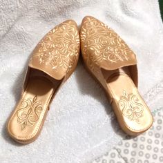 New Without Tags Babouch Women's Shoes, Sophisticated, Classic And Elegant A Gift To Your Feet, In A Vibrant And Shine Golden Color With A Floral Printed Outside And Inside, Smooth And Soft ,Your Feet Will Appreciate The Tender Sensation Of Babouch Shoes That Brings The Softness In Each Step, ... Size 8,, Gold Brocade Shoes, Silver Slippers, Teva Original Universal, Black Block Heels, Bow Detail Dress, Slingback Heel, Ladies Shoes, Espadrille Sandals, Open Toe Sandals