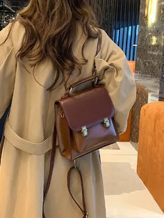 Two Tone Push Lock Flap Backpack | SHEIN USA Elegant Backpacks, Preppy Mode, Preppy Bags, Backpack Outfit, Estilo Preppy, Pretty Bags, Look Vintage