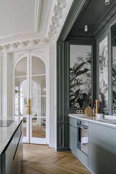 interior design, interior designers, kitchen design, curved doors, arched doors, french aesthetic, white kitchen with gray/blue contrast Modern Parisian Interior Design, Modern Parisian Interior, Parisian Interior Design, Parisian Kitchen, Modern Parisian, Paris Interiors, Parisian Decor, Parisian Interior, French Apartment