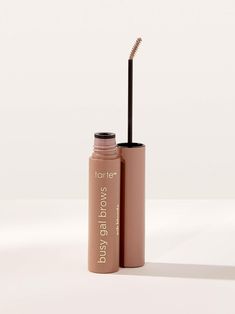 WHAT IT IS  3-in-1 tinted brow gel for effortless, fluffy arches Best Brow Gel, Tinted Brow Gel, Brow Color, Natural Brows, Brow Tinting, Tarte Cosmetics, Eyebrow Gel, Brow Makeup, Brow Gel