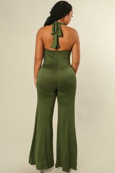 Get ready to rock this wide leg jumpsuit! With a halter neck and solid color, you'll be sure to turn heads. Perfect for any occasion, this jumpsuit is the ultimate fashion statement. MODEL WEARS SIZE SMALL. Boutique Homes, Handbag Shoes, Wide Leg Jumpsuit, Plus Size Tops, Halter Neck, Fashion Statement, Men Dress, Heather Grey, Mustard