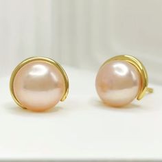 Classic Freshwater Pearl 18k Gold Plated Stud Earrings, Color Pink, Nwot Pink Pear-shaped Jewelry With Matching Earrings, Pink Pearl Drop Round Earrings, Pink Round Pearl Earrings For Formal Occasions, Pink Round Pearl Earrings For Formal Events, Classic Pink Pear Shaped Jewelry, Classic Pink Pear-shaped Jewelry, Classic Pink Pearl Earrings As A Gift, Pink Round Pearl Earrings For Pierced Ears, Pink Pearl Earrings For Anniversary