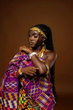 Ghanaian culture, kente, ntoma Ghanaian Culture Photography, Kente Traditional Attire, Fante Tribe Ghana, Modern African Aesthetic, African Culture Outfits, Traditional Ghana Clothing, Modern Traditional Outfits African, Ghana Traditional Wear, Ghana Photoshoot