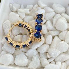 Gold Filled 18k Navy Blue Cubic Zirconia Huggie Hoop Earrings Hypoallergenic Lead & Nickel Free Lightweight Easy To Combine Wear Them Everyday And Get Ready To Get Compliments Any Where You Go. Disclaimer:Product Color May Slightly Vary Due To Photographic Aretes Aro Pequeo En Oro Laminado 18k Y Zirconitas Azul Marino. Hipoalergnicos Libres De Plomo Ligeros Fciles De Combinar Salos Todos Los Das Y Preprate Para Recibir Cumplidos Donde Quiera Que Vallas. Descargo De Responsabilidad: El Color Del Blue Cubic Zirconia Hoop Earrings For Anniversary, Blue Cubic Zirconia Hoop Earrings, Blue Hoop Earrings Gold Plated, Blue Small Hoop Earrings For Anniversary, Blue Small Hoop Jewelry For Anniversary, Blue Cubic Zirconia Hoop Jewelry, Blue Gold Plated Hoop Jewelry, Blue Hoop Huggie Earrings Gift, Blue Huggie Hoop Earrings For Gift