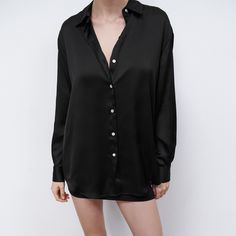 New Without Tags Sleek Long Sleeve Blouse For Night Out, Sleek Button-up Blouse For Night Out, Sleek Long Sleeve Summer Top, Sleek Long Sleeve Black Blouse, Sleek Spring Tops For Daywear, Sleek Spring Daywear Tops, Chic Black Collared Top, Black Collared Top For Night Out, Classic Long Sleeve Blouse For Night Out