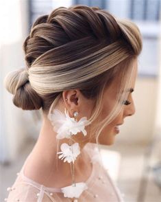 Elegant Hair Styles For Wedding. There are any references about Elegant Hair Styles For Wedding in here. you can look below. I hope this article about Elegant Hair Styles For Wedding can be useful for you. Please remember that this article is for reference purposes only. #elegant #hair #styles #for #wedding 70 Hairstyles, Sanggul Modern, Hair Upstyles, Elegant Wedding Hair, Best Wedding Hairstyles, Long Hair Wedding Styles, Peinados Fáciles Para Cabello Corto, Shot Hair Styles