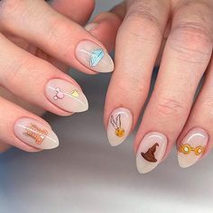 Potter Nails, Harry Potter Nail Art, Harry Potter Nails, Fan Nails, Dark Pink Nails, Cute Harry Potter, Art Deco Nails, Wow Nails