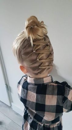 Girls Hairdos, Cute Toddler Hairstyles, Easy Little Girl Hairstyles, Girly Hairstyles, Girls Hair Styles, Gymnastics Hair, Girl Hair Dos, Girls Hairstyles Easy, Hairstyles Girl