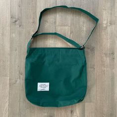 Super Cute Teal Canvas Bag, Like New (Haven’t Had A Chance To Use). Also Including Luggage Tag, See Pictures. {{H}} Green Satchel Canvas Bag For Everyday, Casual Dark Green Shoulder Bag For Everyday Use, Casual Dark Green Bag For Daily Use, Green Bags With Adjustable Strap For Everyday Use, Green Crossbody Canvas Bag For Daily Use, Everyday Green Bag With Adjustable Strap, Green Canvas Bags With Adjustable Strap, Green Large Capacity Crossbody Canvas Bag, Green Canvas Backpack With Adjustable Strap