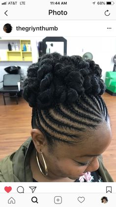 Twisted Bun, Cabello Afro Natural, Hair Colorful, Hairstyles For Natural Hair, Protective Hairstyles For Natural Hair