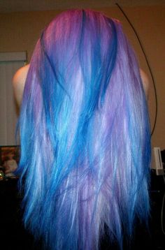 Pretty pastel colors Blue And Purple Hair, Dyed Tips, Hair Dye Tips, Dyed Hair Pastel, Ombre Blond, Hair Dyed, Lilac Hair, Lavender Hair, Hair Color Purple