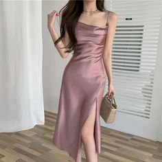 Gaun Koktail, Sukienki Plus Size, Long Slip, Drawstring Dresses, Women Nightwear, Dress Satin, Satin Slip, Satin Slip Dress, Satin Dress