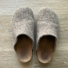 In Great Used Condition Size 39 Fuzzy Wooly Outer Material With Cork Sole Jenni Kayne, Mule Clogs, Mules Shoes, Tan Brown, Cork, Clogs, Cabin, Women Shoes, Women Shopping