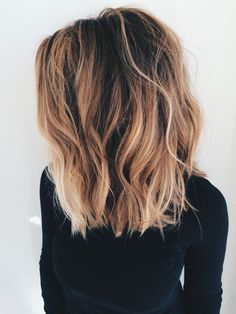 Love this piece-y lob! Try a cream wax that has a soft finish like Rahua's cream wax and run through Long Bobs, Blond Ombre, Styles Ideas, Lob Hairstyle, Lob Haircut, Ombré Hair, Super Hair, Hair Styles 2017, Ombre Hair Color