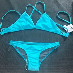 Brand New In Good Condition Jolyn Swimwear Bikinis, Jolyn Swim, Jolyn Swimwear, Pretty Swimsuits, Bright Bikinis, Beach Suit, Swim Suits, Summer Suits, Cute Swimsuits