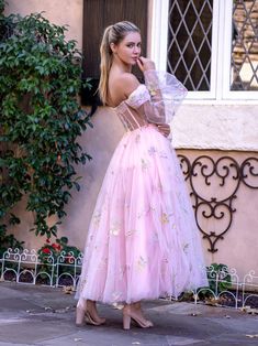 Pink Tulle Gown, Corset Back Wedding Dress, White Jumpsuit Wedding, Boho Wedding Gowns, Wedding Dress Cap Sleeves, Beach Bridal Gown, Bridal Jumpsuit, Pink Prom Dress, Sweetheart Prom Dress